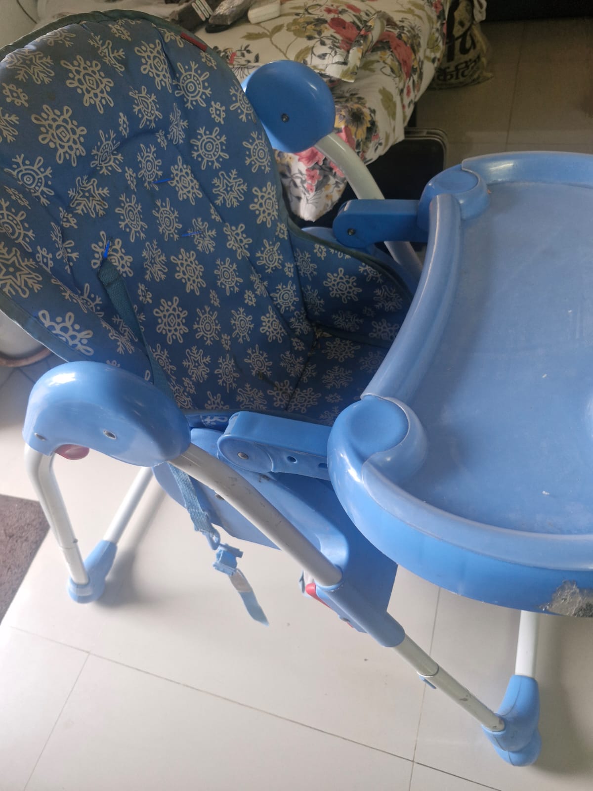 BABYHUG High Chair