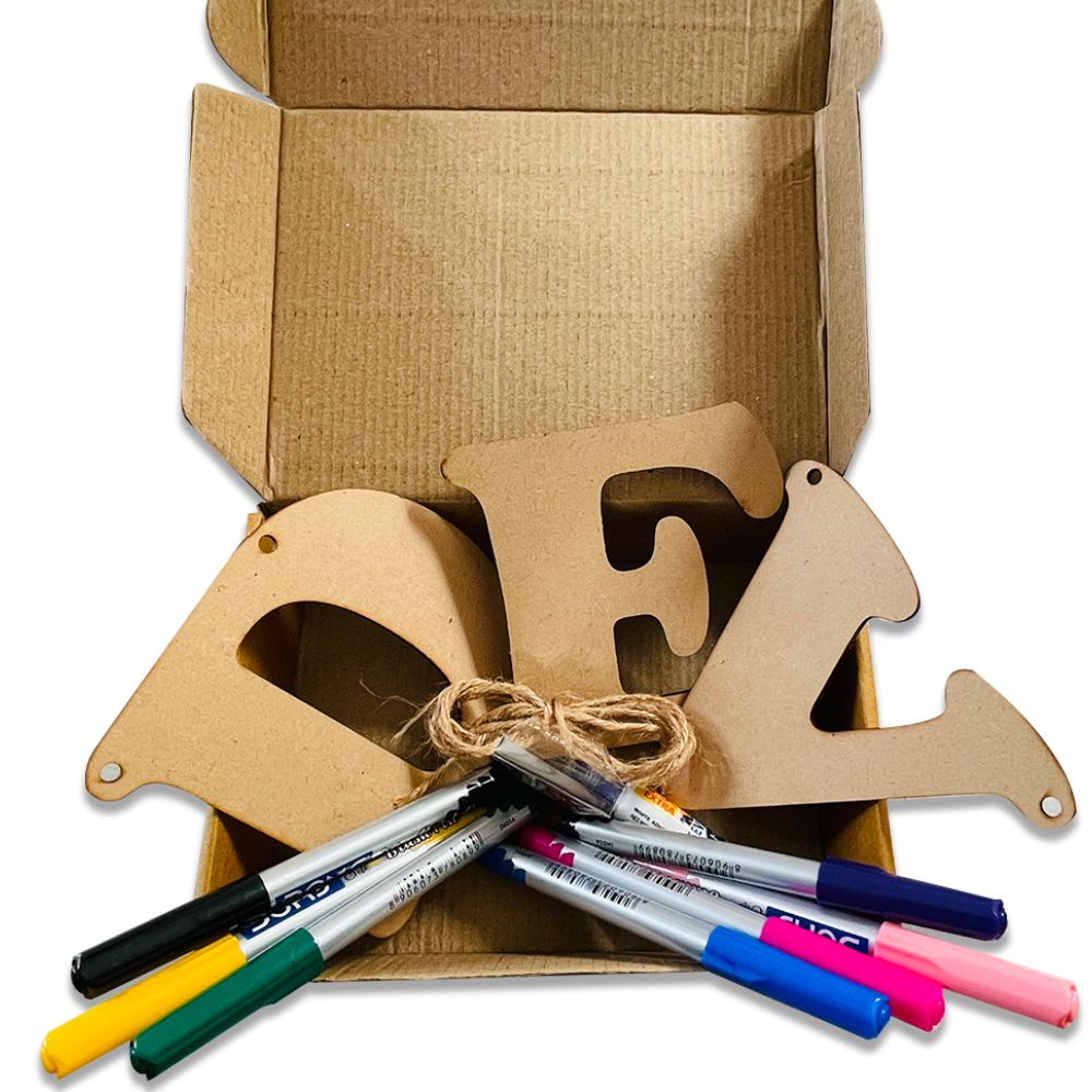 ZOOPLAY DIY Name Bunting Activity