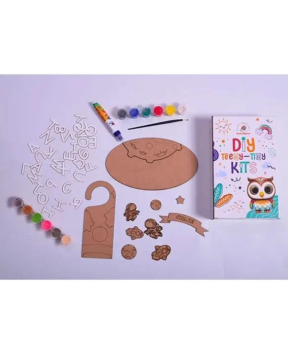 ilearnngrow Teeny Tiny Space Theme Name Plate and Door Knob