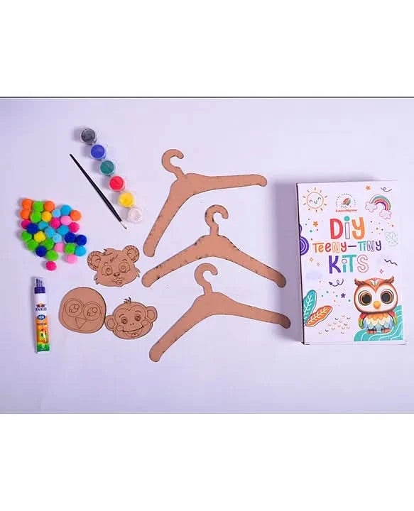 ilearnngrow Teeny Tiny DIY Hanger Set Of 3