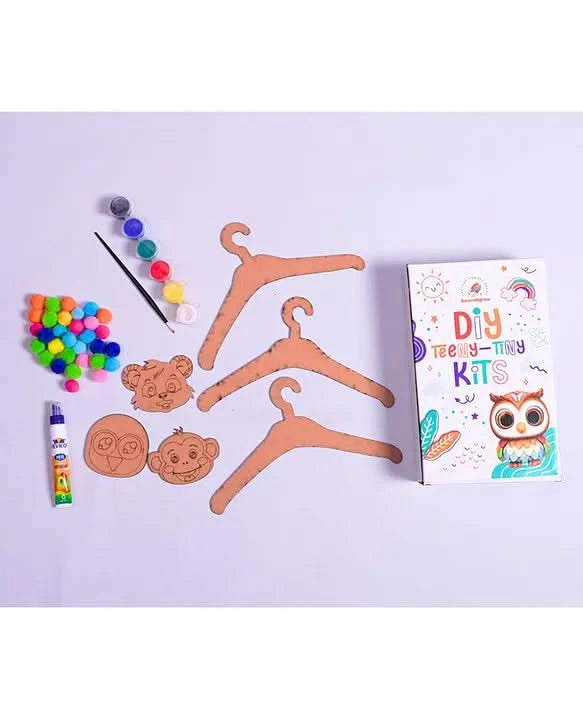 ilearnngrow Teeny Tiny DIY Hanger Set Of 3