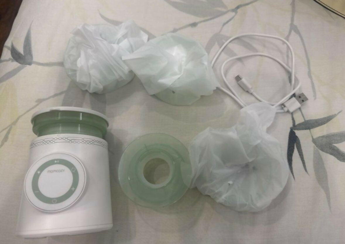 Compact, leak-resistant, and easy to clean—perfect for diaper bags and night feeds.