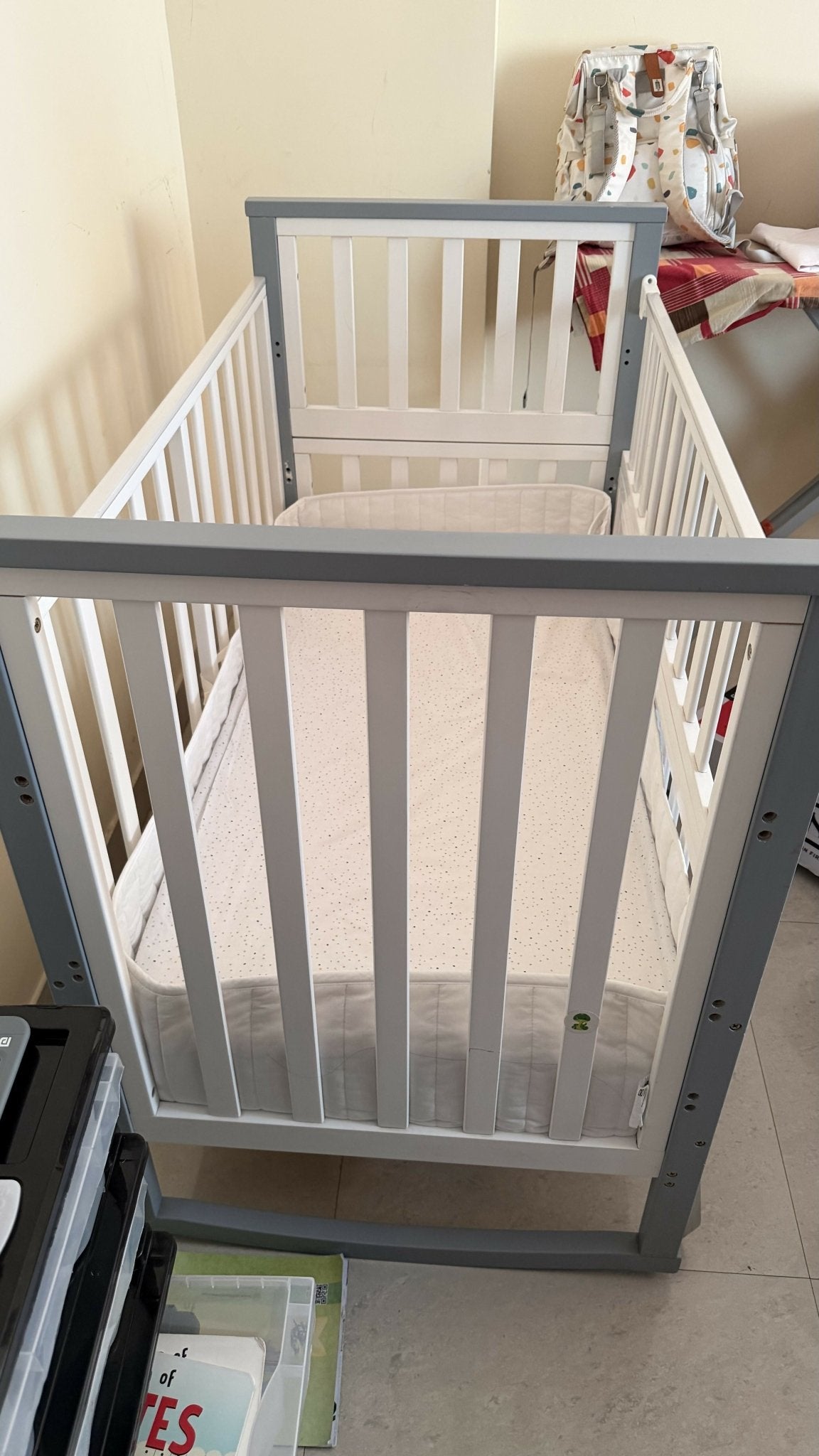 BABYHUG Cradle Chester 3 in 1 junior Bed cum Cot( 126 x 69 x 104 cm)