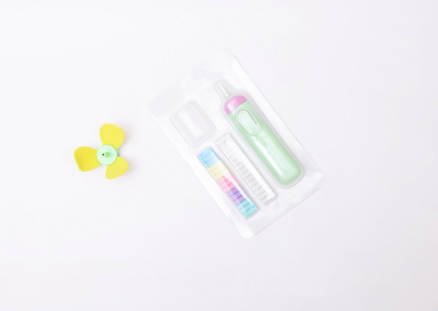 Electric Eraser is a revelation in eraser technology, offering a level of performance that transforms the act of erasing from a chore into a joy.