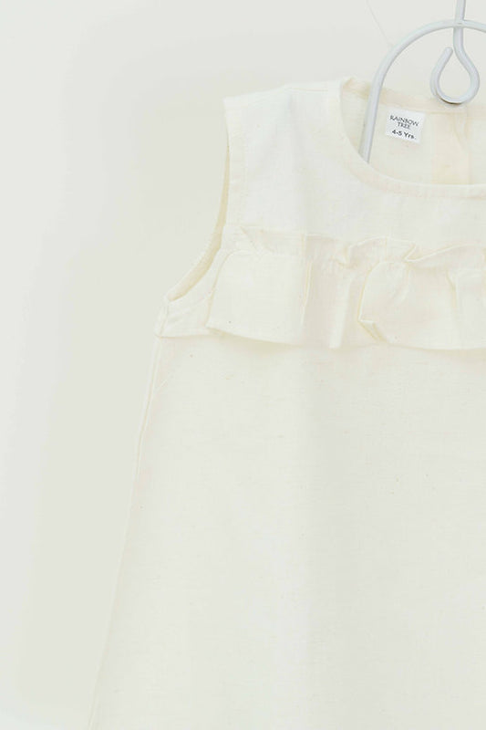 Discover girls' 100% cotton white umbrella top, featuring soft fabric and a stylish umbrella design for comfort and trendy style.