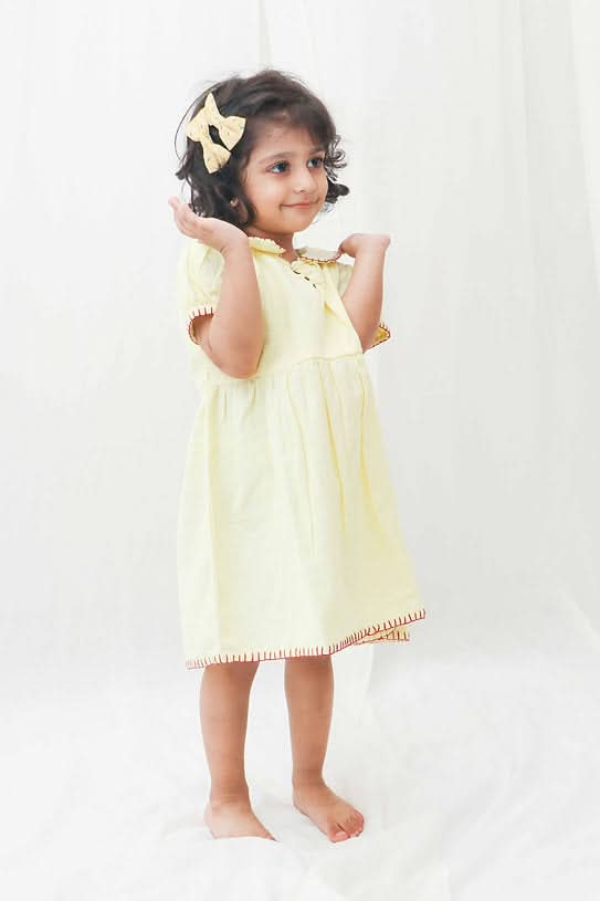 Discover soft and stylish 100% cotton frocks for little girls, ideal for comfort and charm in every twirl!