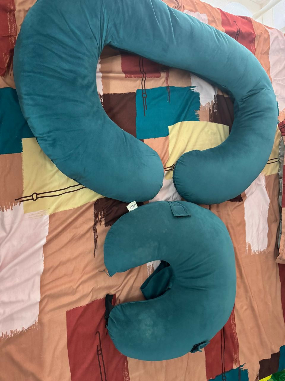 Wakefit Maternity Pillow & Nursing Pillow Combo