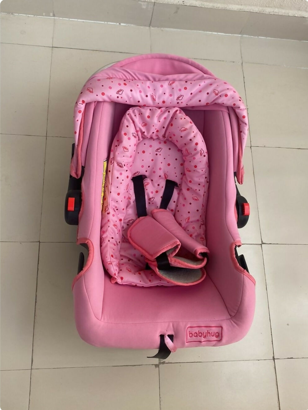 Car seat cum carry cot
