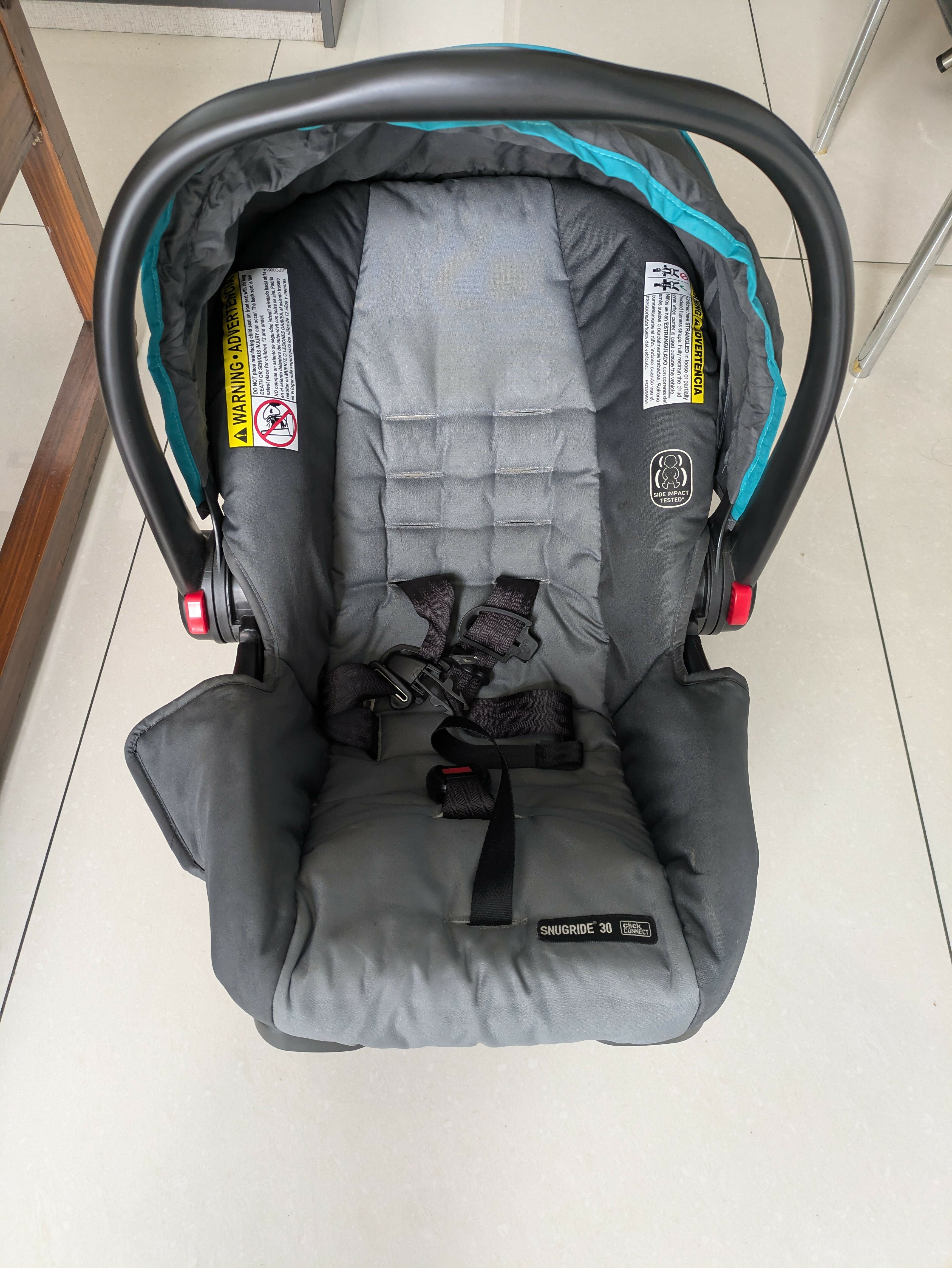 GRACO Snugride Snuglock 30 Rear-Facing Infant Car Seat