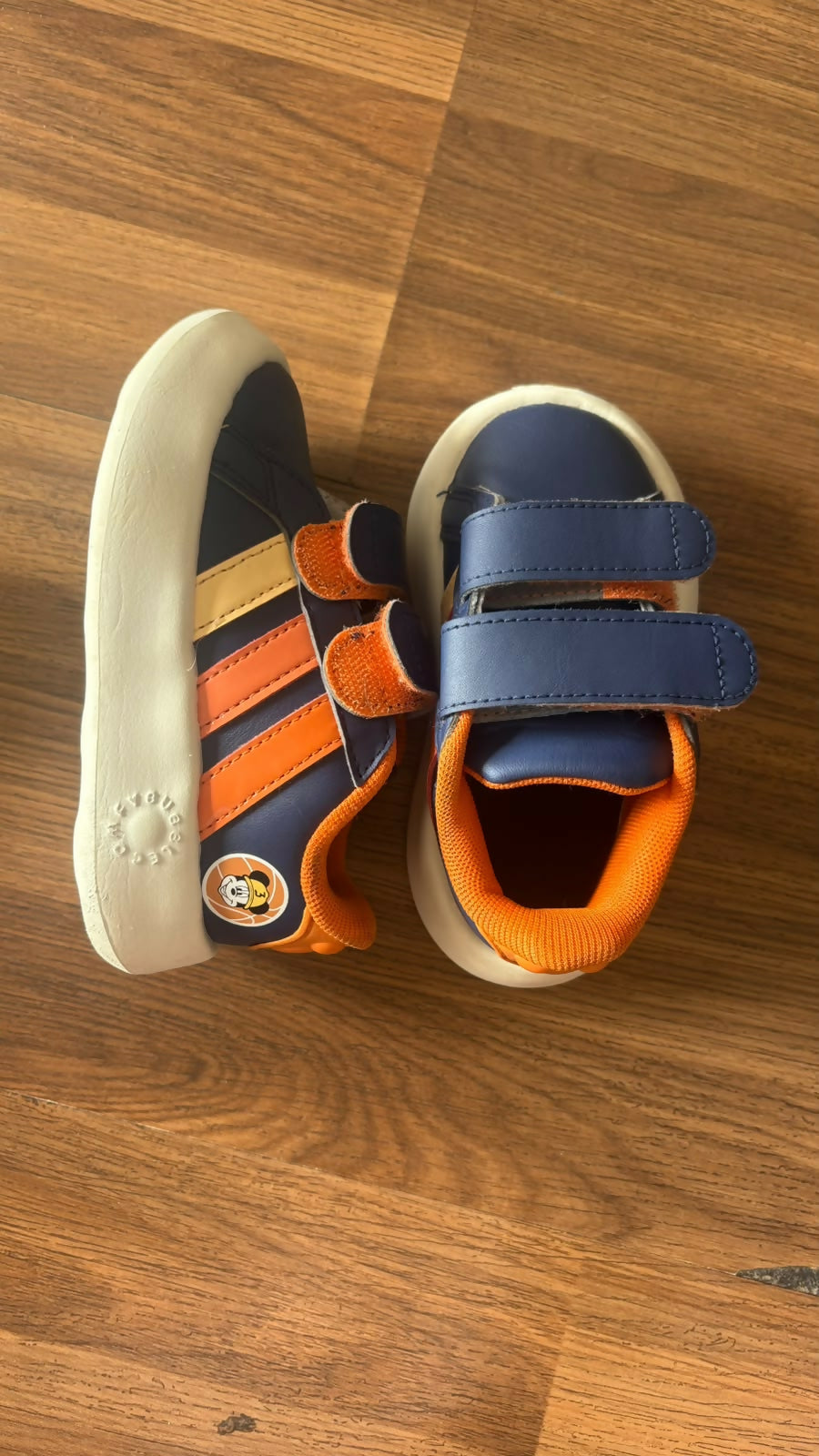 ADIDAS ORIGINAL Disney Shoes for Kids featuring a fun Disney-inspired design with a stylish sporty look and comfortable fit, ideal for everyday wear, outings and casual occasions.