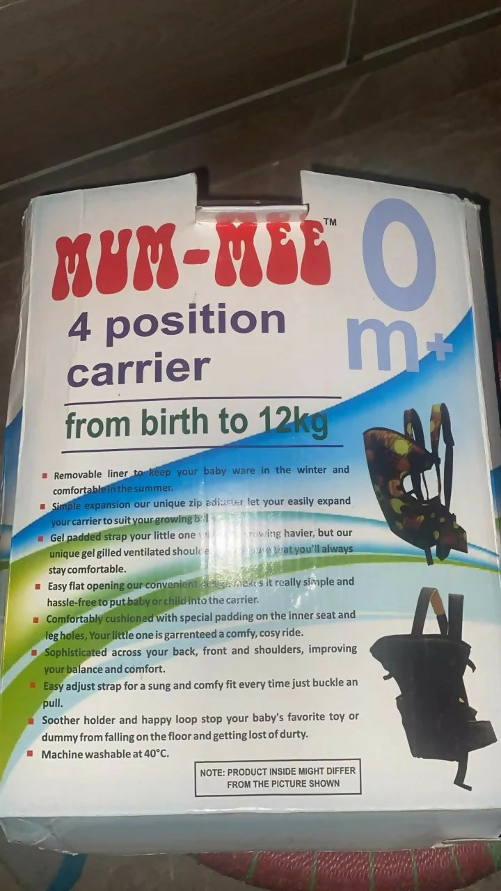 MUM AND ME Hauck 4-way baby carrier – safe, comfortable, and versatile for parents on the go.