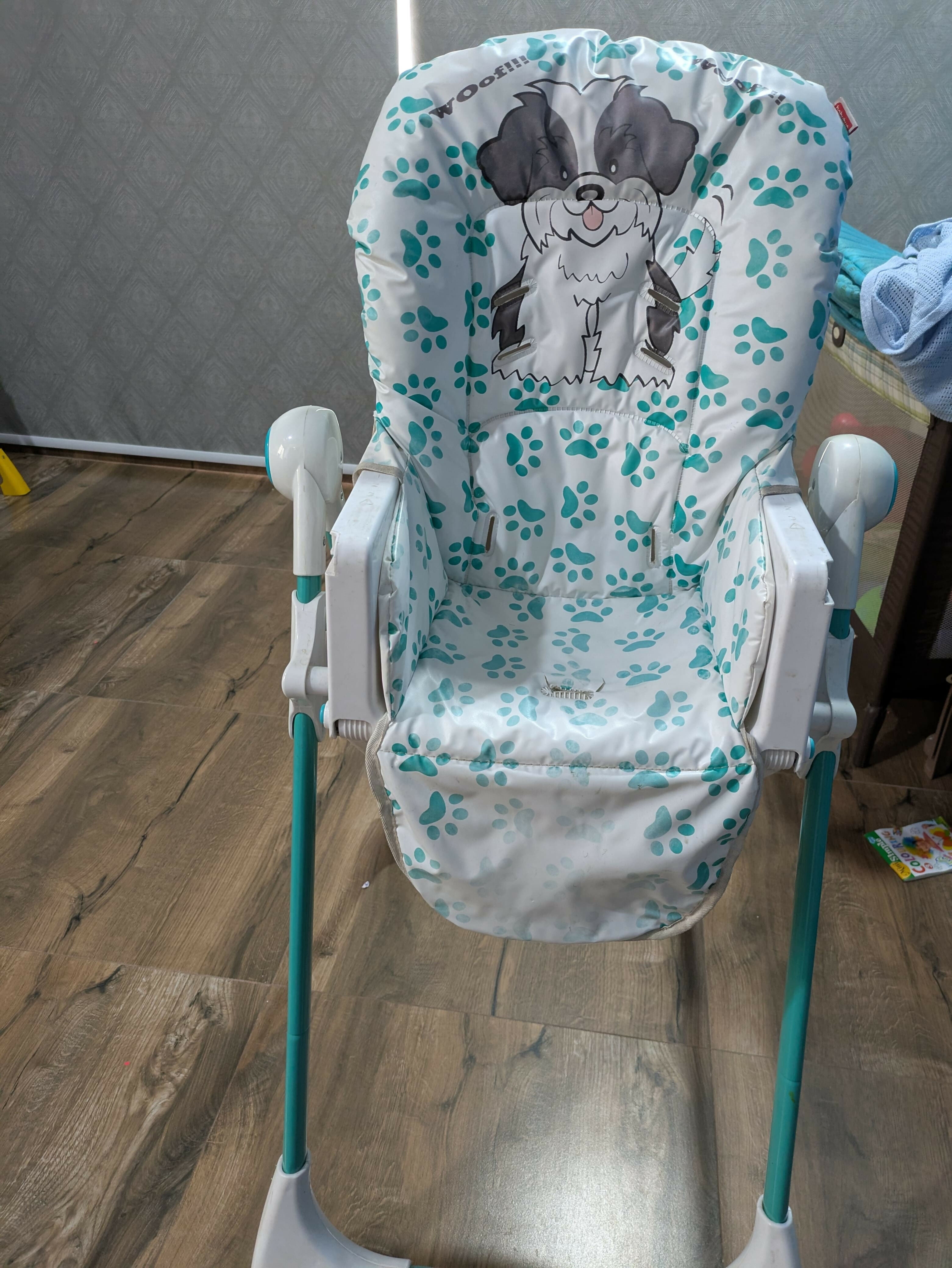BABYHUG Fine Dine Highchair With 6 Adjustable Heights & 3 Level Seat Recline - Sea Green White