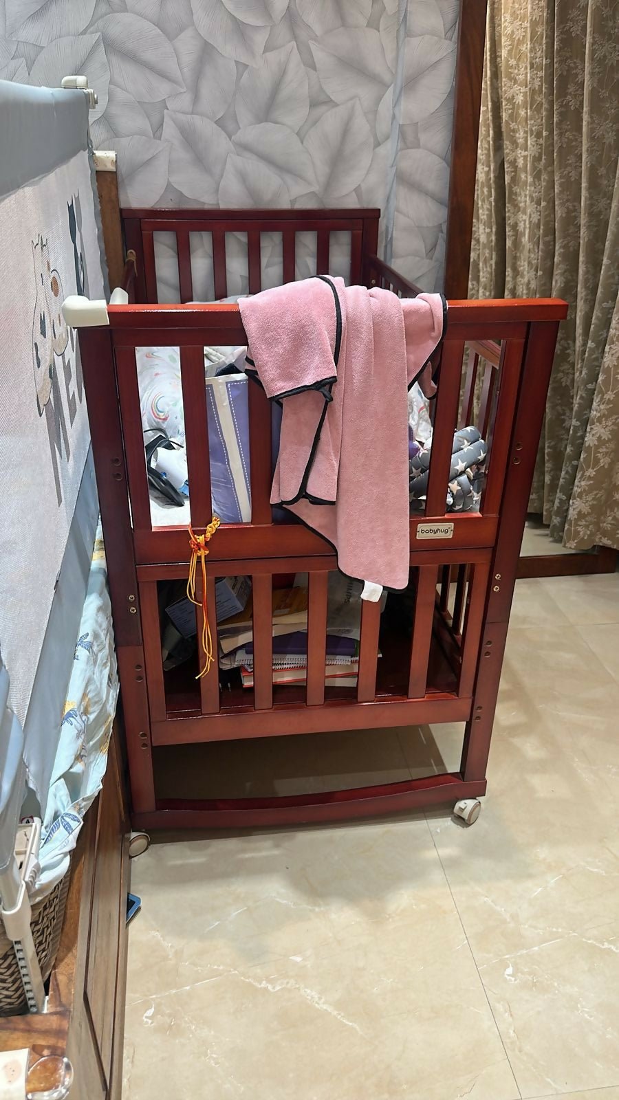 BABYHUG Chester 3-in-1 Crib (Baby Cot)