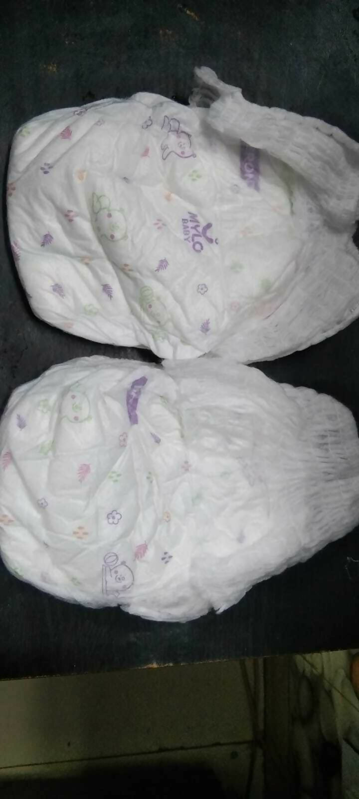 Baby Diapers Medium Size pack of 50 pieces, designed for convenient everyday diapering with a comfortable fit and practical absorbent design for babies.