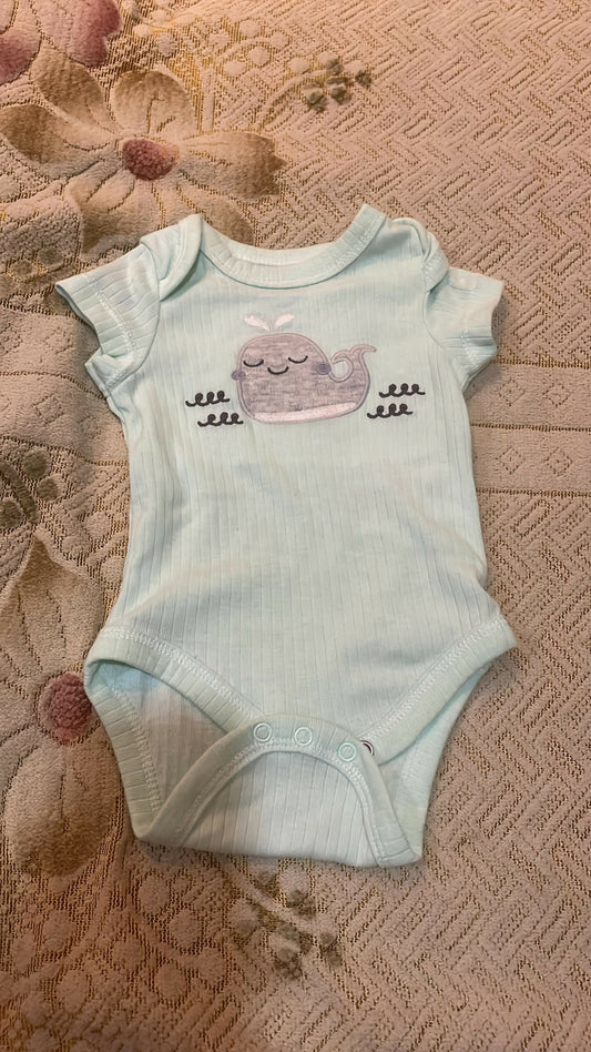 Discover the STERLING BABY Onesie – premium cotton comfort, stylish designs, and convenient snap closures for your baby's everyday elegance.