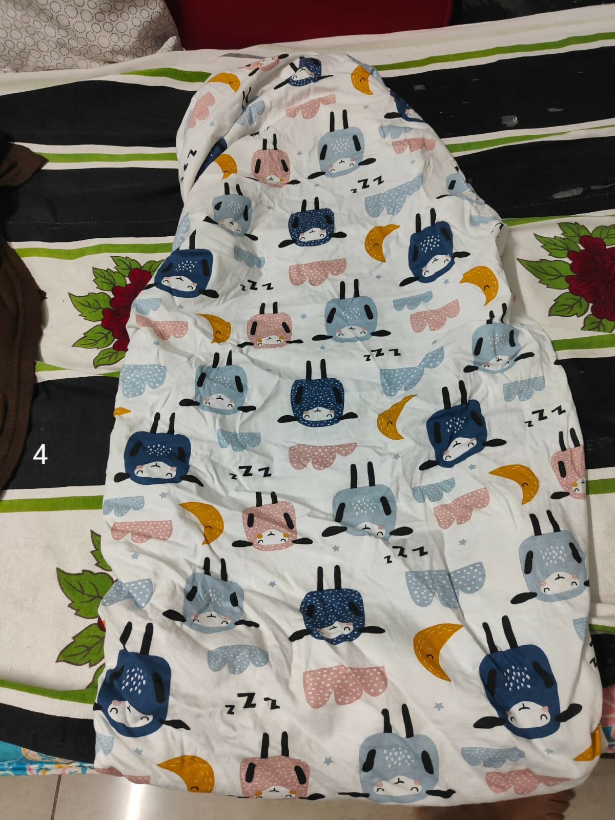 BABYCHERRY Fitted Crib Sheet- Elastic Fit (white)