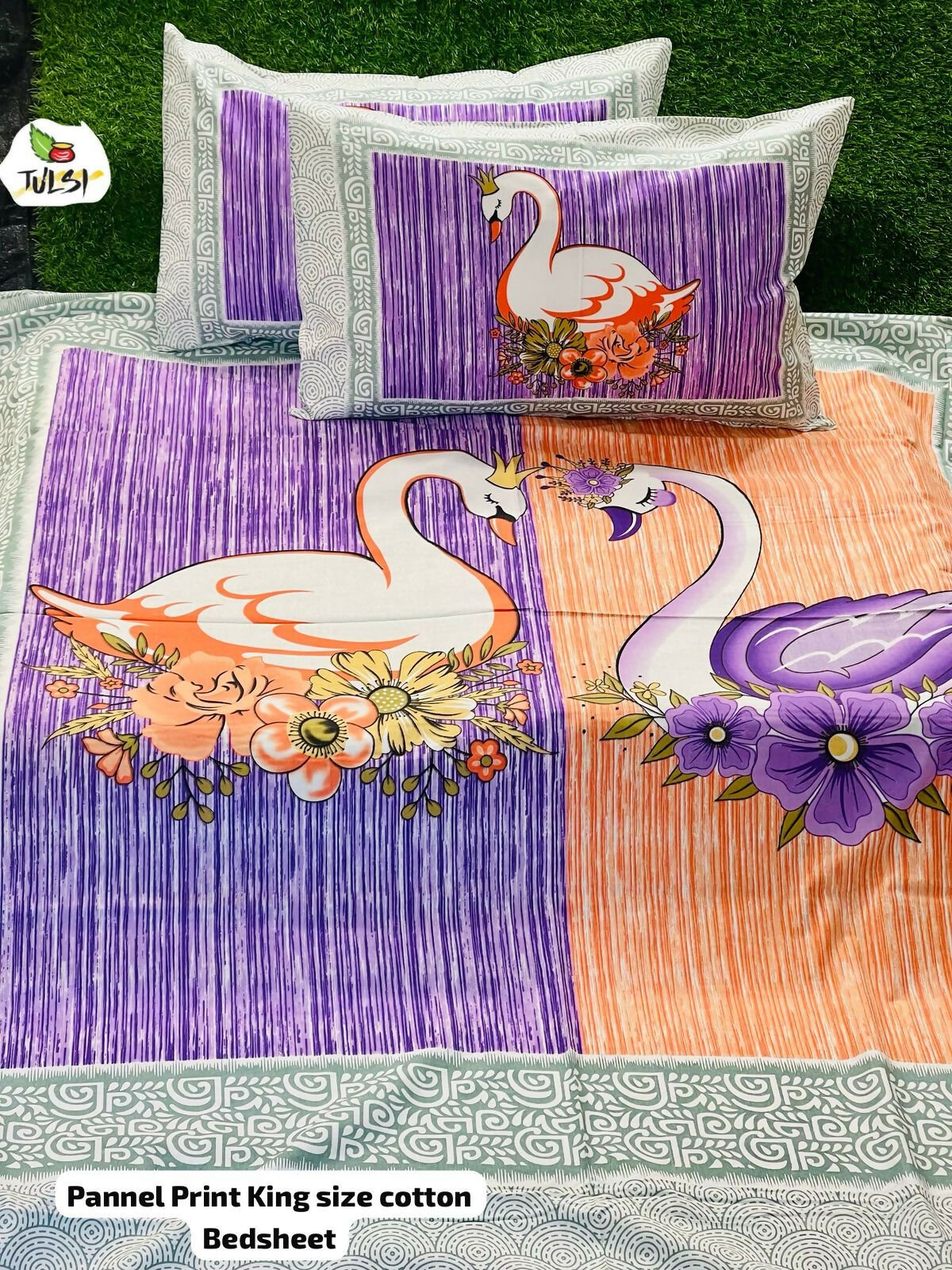 Cotton bedsheet set with swan design