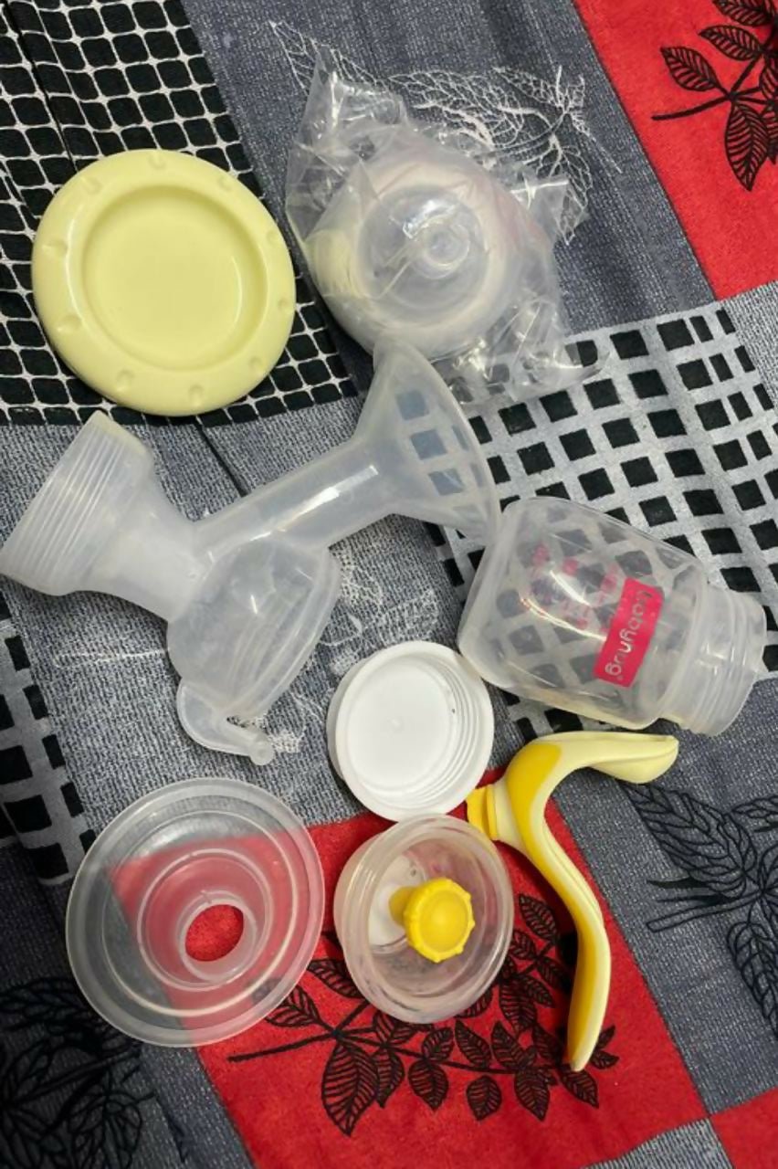 BABYHUG Manual Breast Pump