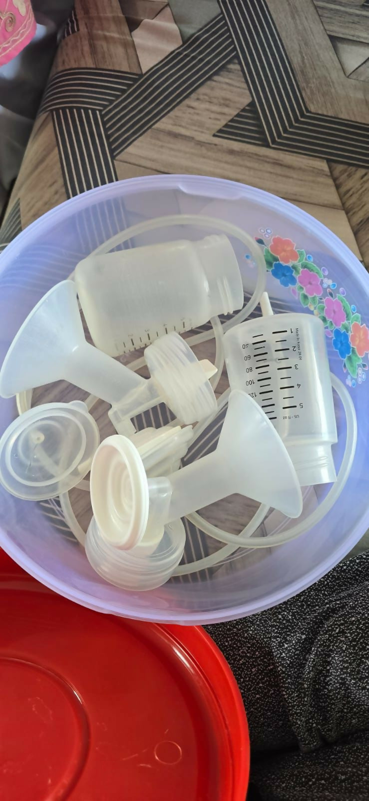 Spectra S Synergy Gold – hospital-grade double electric breast pump with dual motors for personalized, powerful, and quiet milk expression.