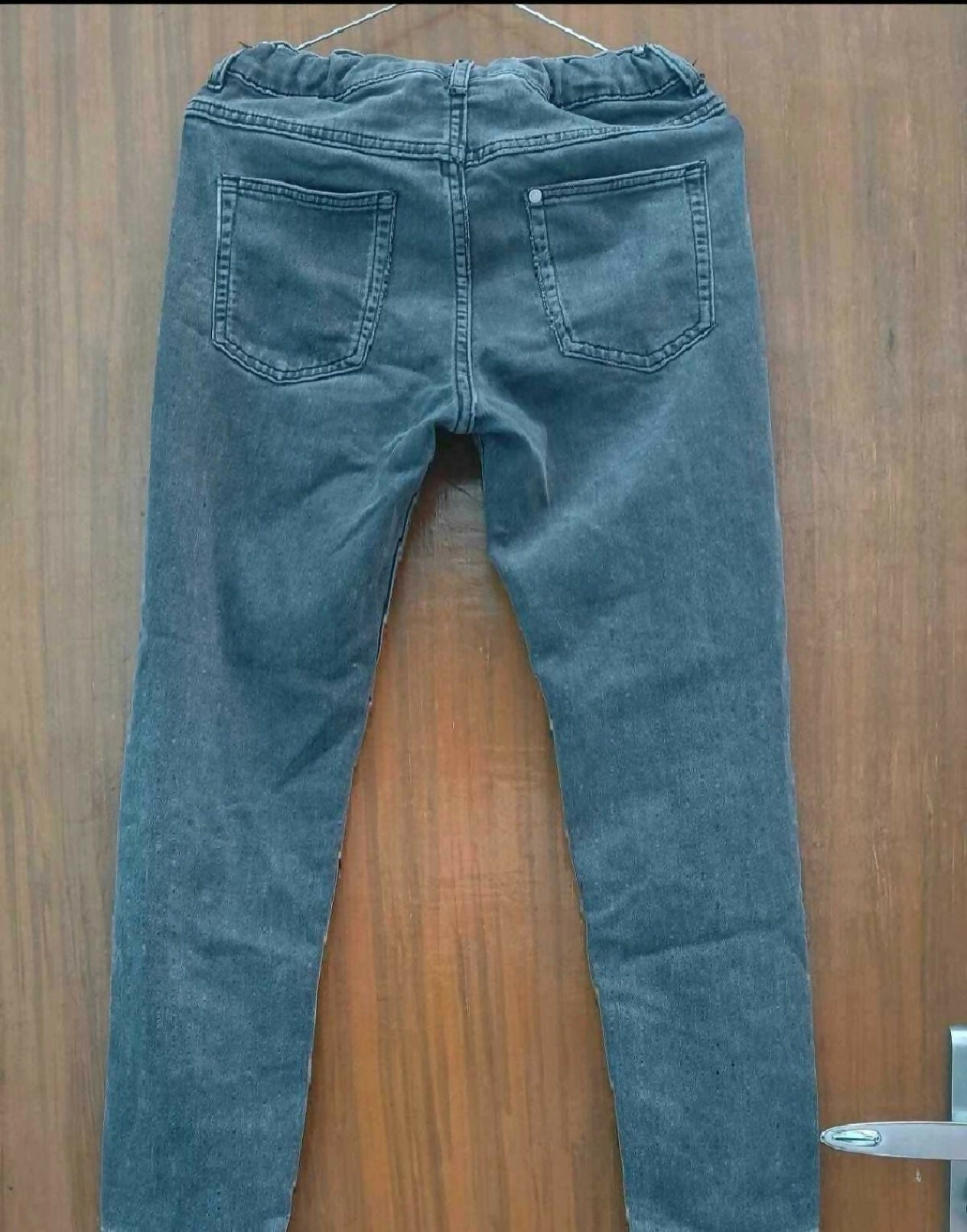 H&M Ripped Jeans in Some Used condition featuring a trendy distressed denim design, comfortable fit, and stylish casual look for everyday wear, outings, playdates, and casual occasions.