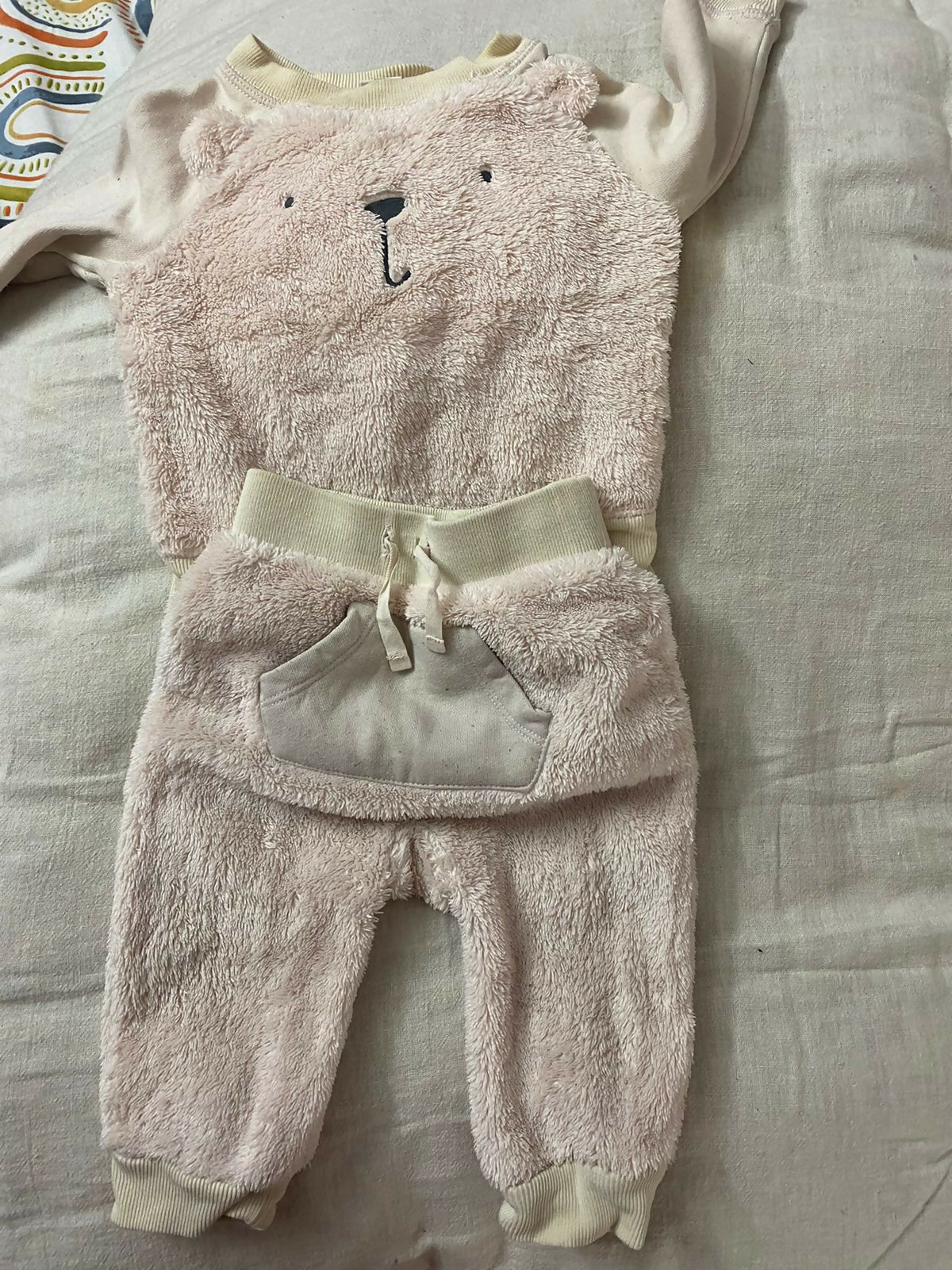 Keep your baby warm in style with the GAP Woollen Top and Bottom set, offering premium comfort and winter-ready fashion.