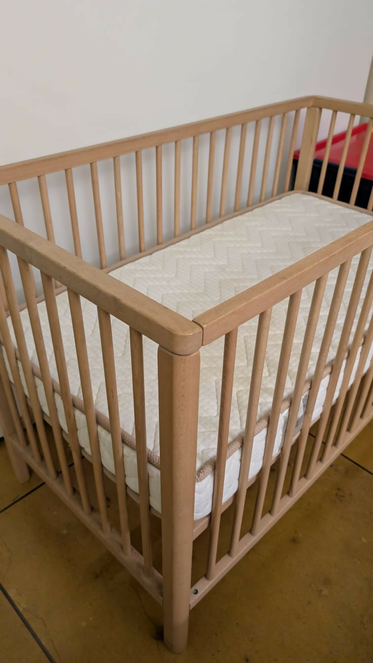 MOTHERCARE Balham Cot/Crib Bed Including Mattress