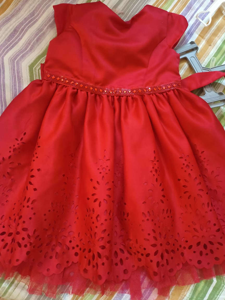 Shop now for elegant and stylish partywear frocks for baby girls, perfect for every special occasion!