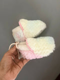 Soft and comfortable girl baby shoes – perfect for newborns and toddlers.