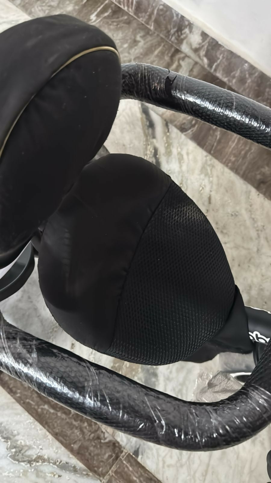 BABYHUG Tricycle Black with Canopy