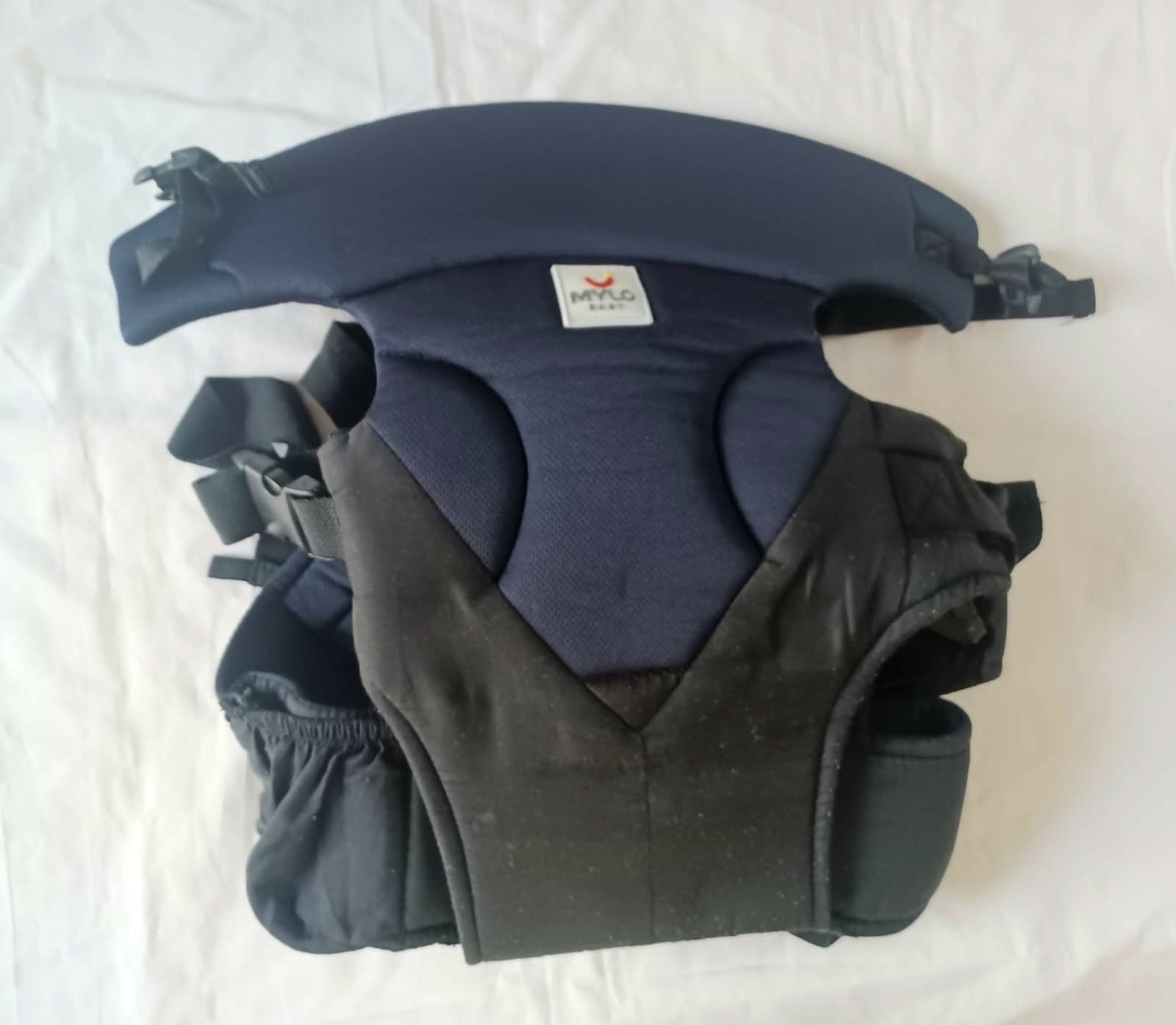 Buy Mylo Baby Carrier Bag – versatile 4-position carrier with padded support for babies aged 4 to 24 months.