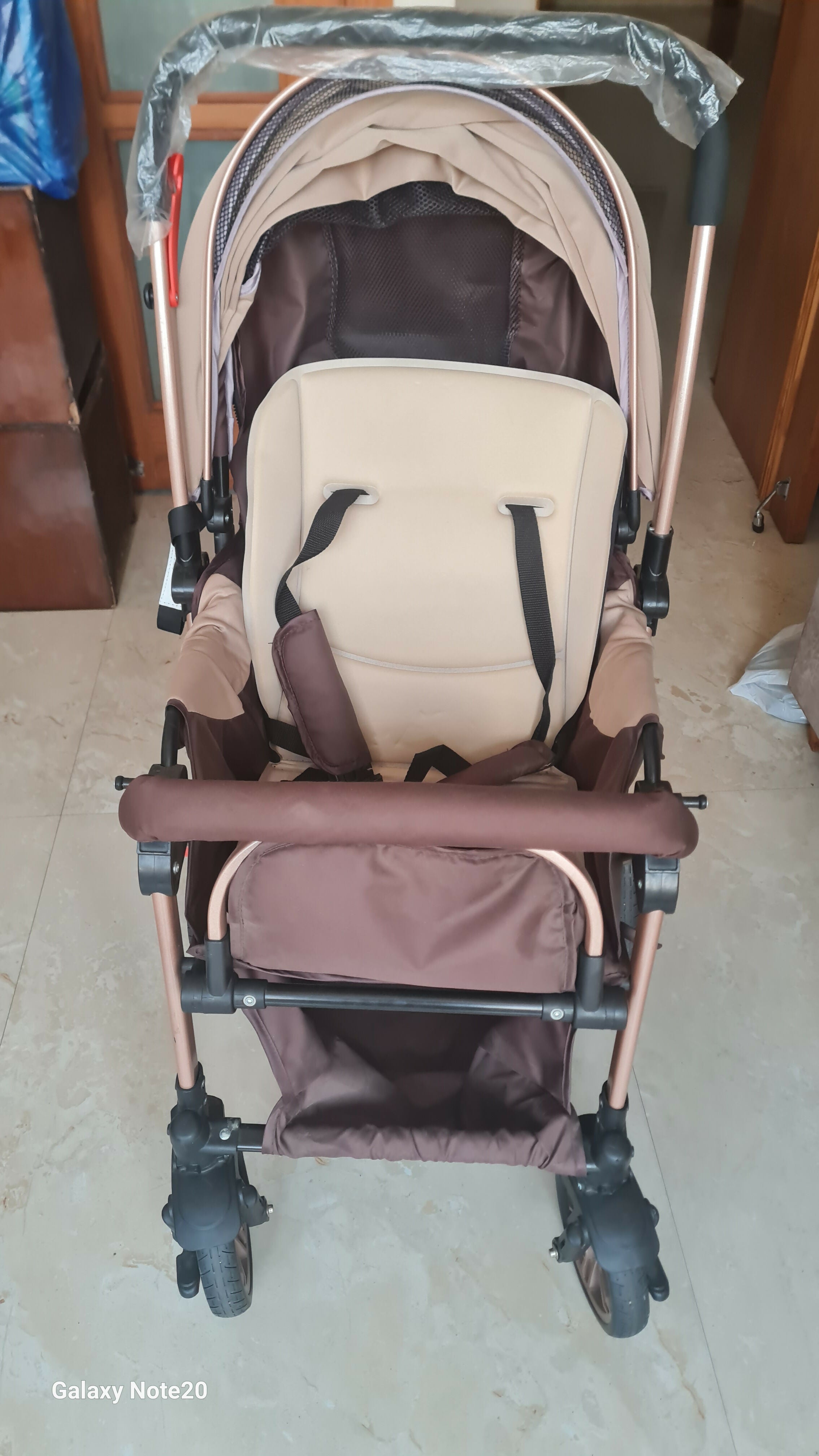 HUNY HUNY 3- in-1 Reversible Stroller/Pram Khakhee Rubber Wheels