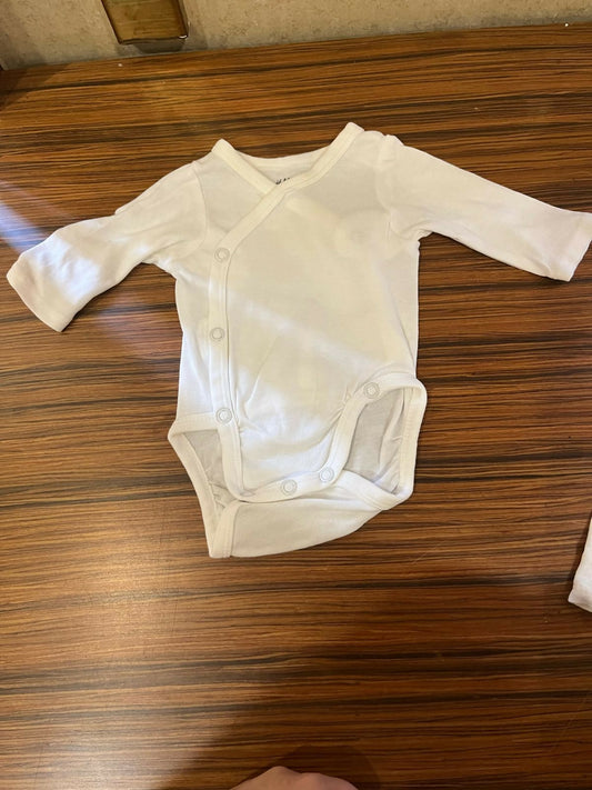 Buy Onesie for Baby – Comfortable and Stylish Bodysuit for Your Little One