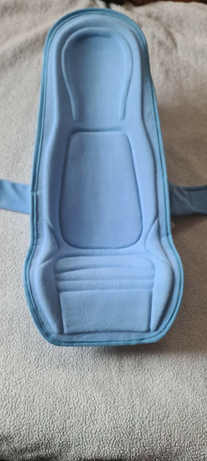 HOOPA 2-in-1 Infant Carrier & Feeding Pillow