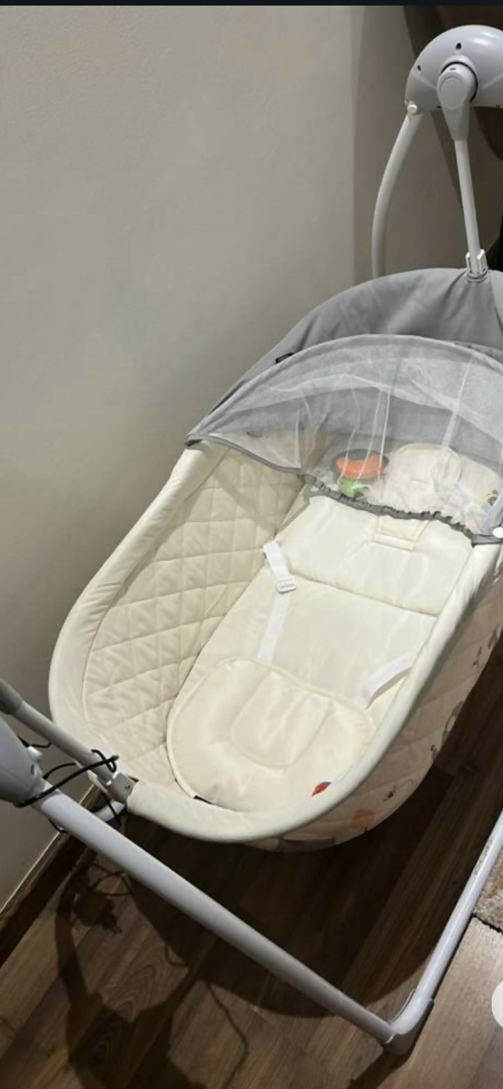 R FOR RABBIT Baby Cradle Automatic Swing