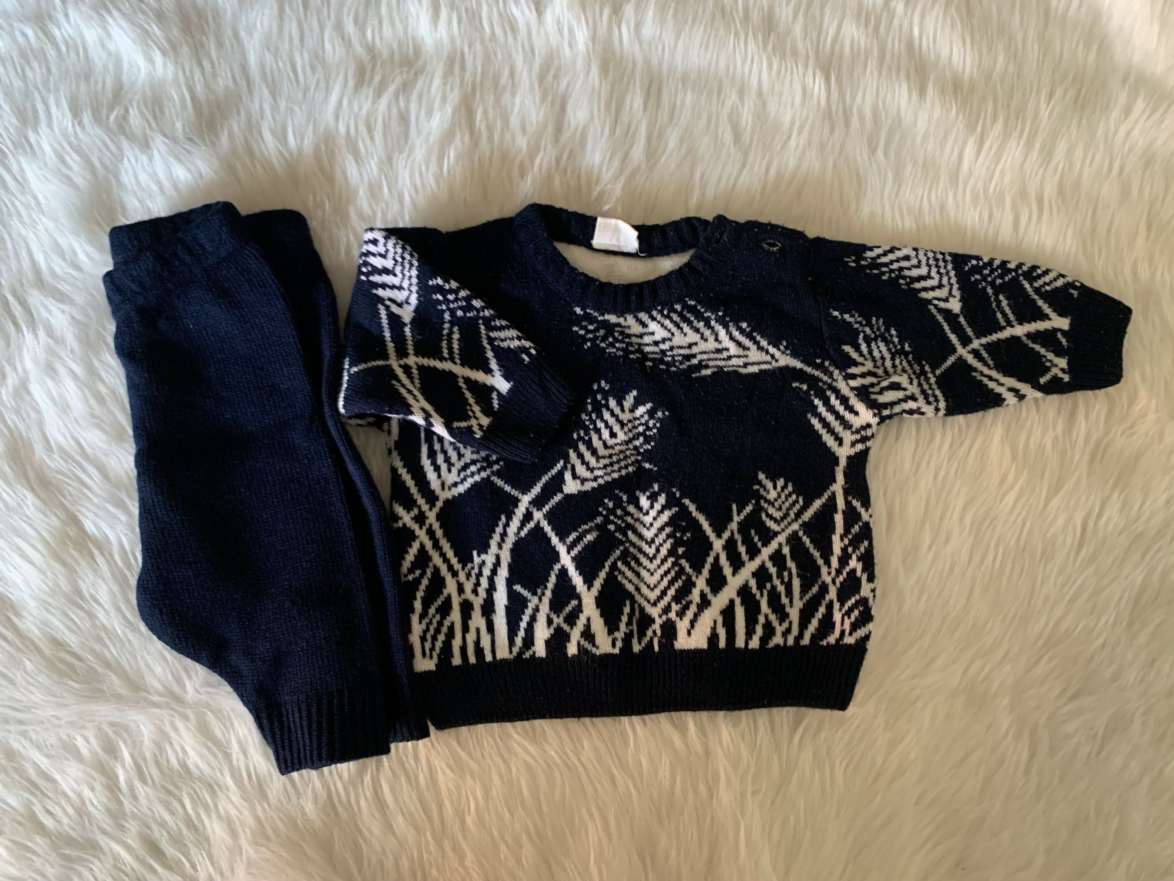 Sweater for Kids featuring a warm, comfortable and easy-to-wear design, ideal for everyday winter wear, school, outings, travel and layering during cooler weather.