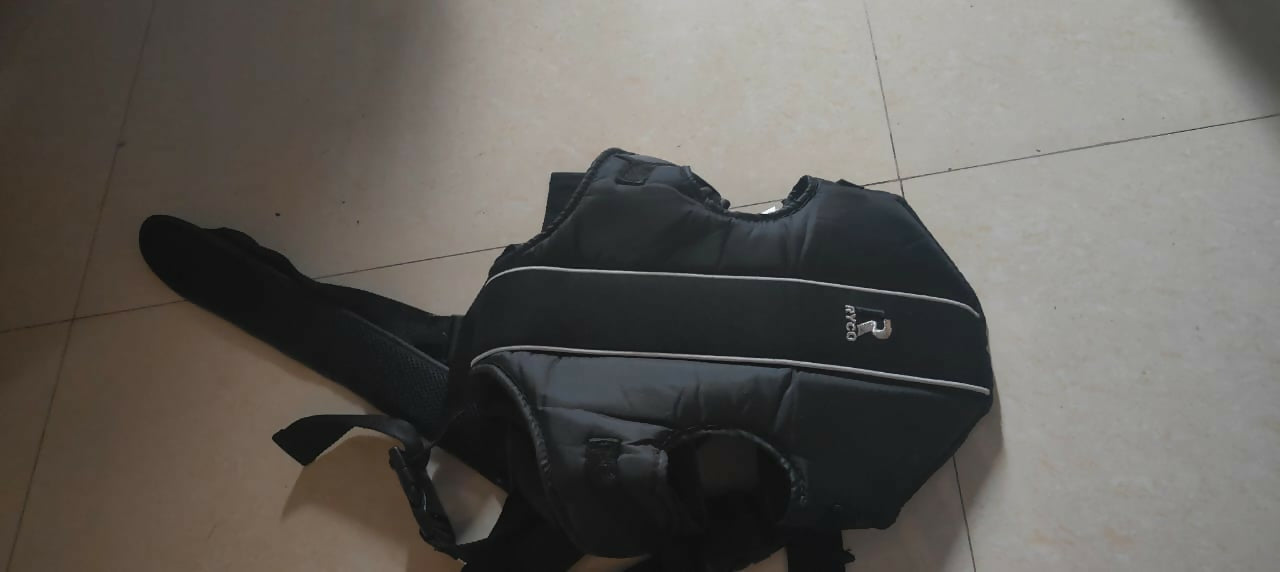 RYCO 4-in-1 baby carrier – breathable, ergonomic, and adaptable support for newborns to toddlers.