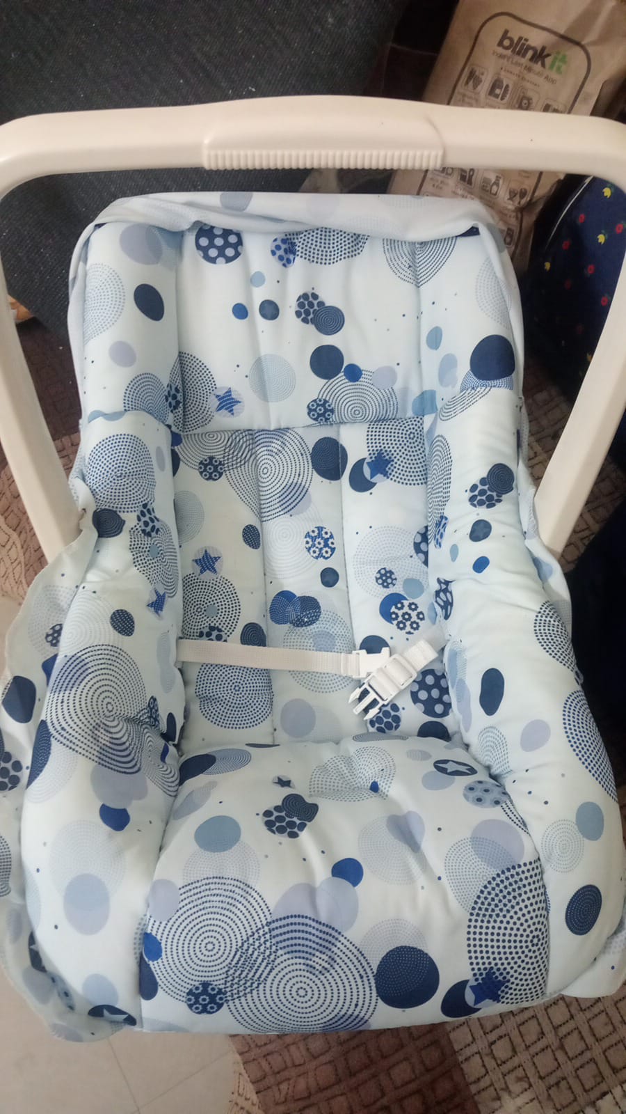 BABYHUG Spring 5-In-One Rocker And Carry Cot