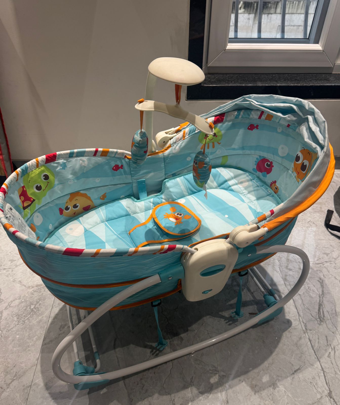 MASTELA 5 in 1 Baby Bassinet Rocker Rocking/ Napper/ Bounce, Chair with Removable Baby Bassinet