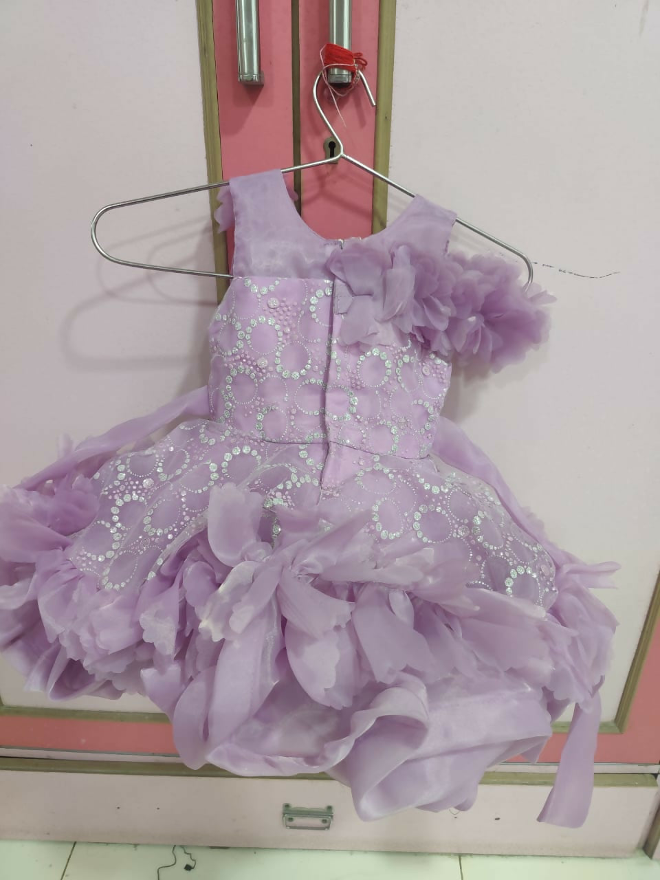 Discover the MUMKINS Dress/Frock for baby girls, offering adorable designs and ultimate comfort with soft, breathable fabric perfect for any occasion.