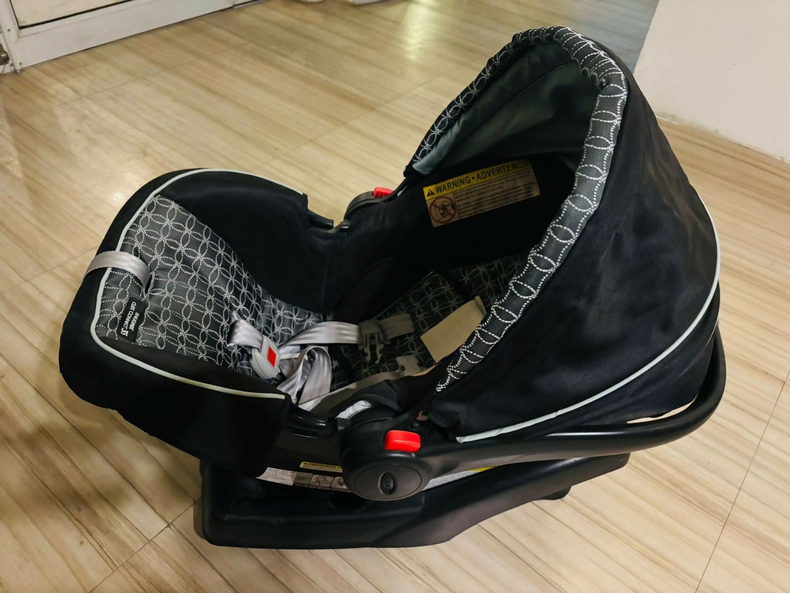 GRACO SnugRide Click Connect 35 Infant Car Seat