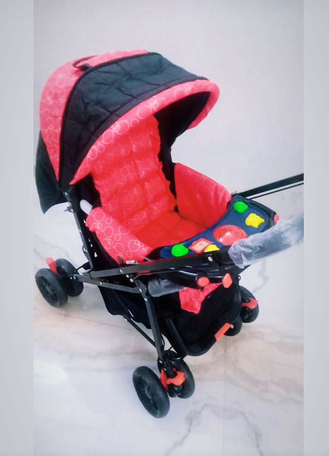 NIT & KIT stroller/pram – safe, foldable, and comfortable for everyday use.