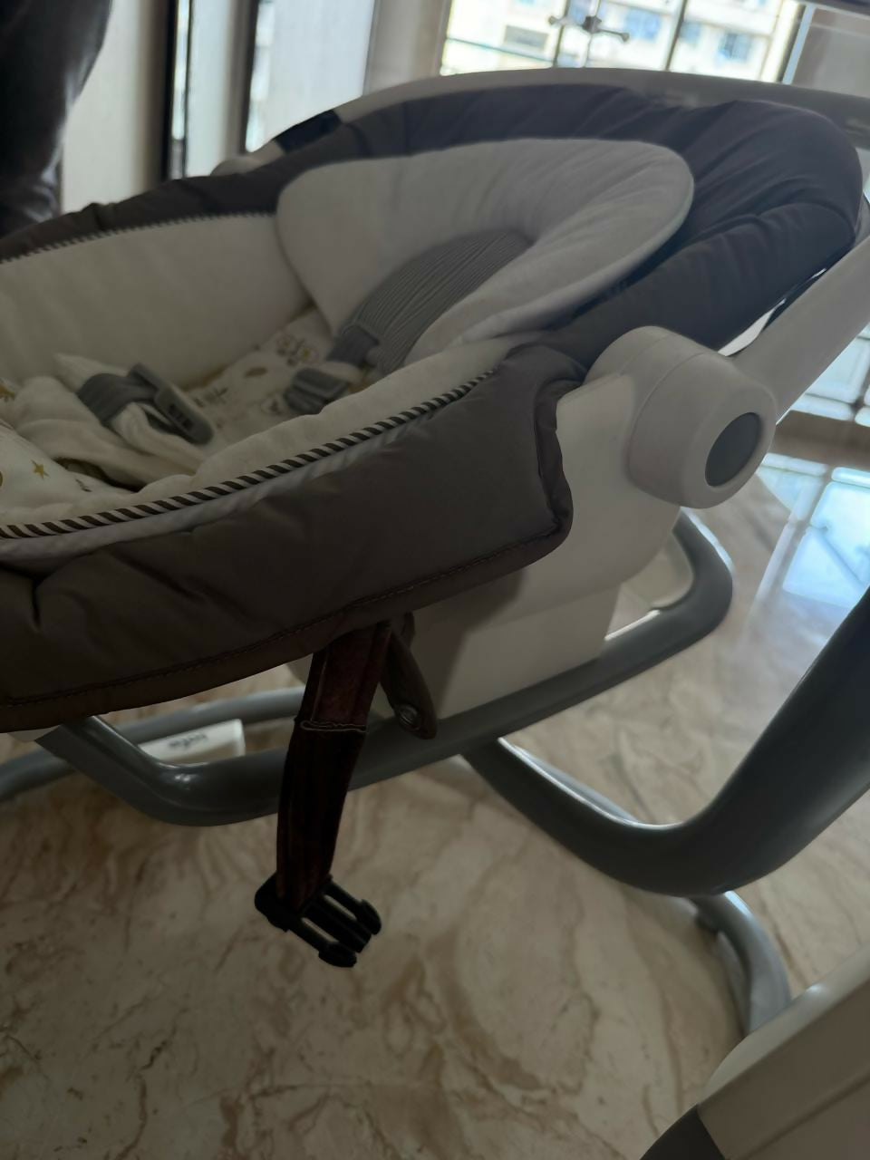 Buy Joie Serina 2-in-1 Swing – Portrait – Versatile Swing and Rocker with Soothing Features for Your Baby