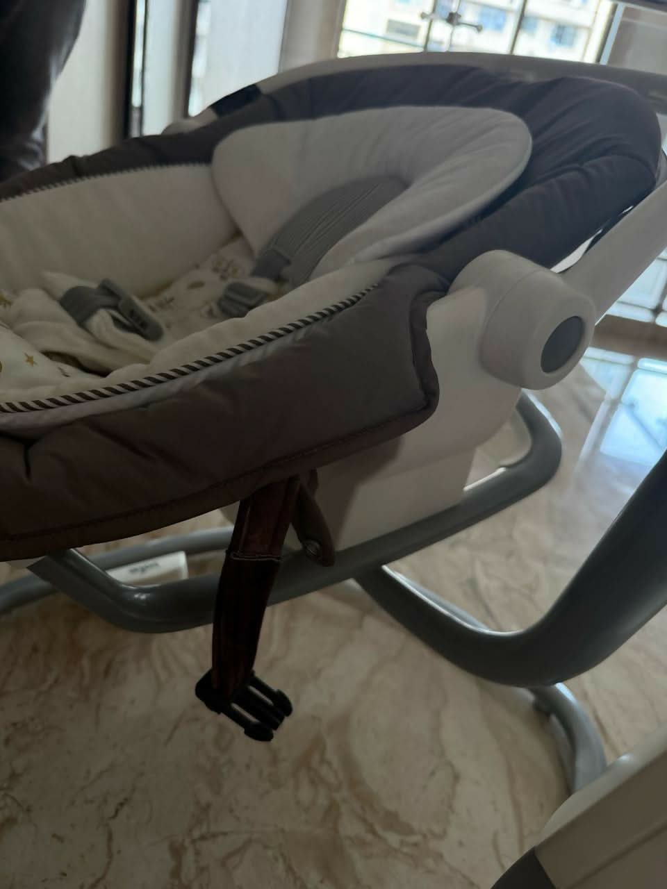 Buy Joie Serina 2-in-1 Swing – Portrait – Versatile Swing and Rocker with Soothing Features for Your Baby