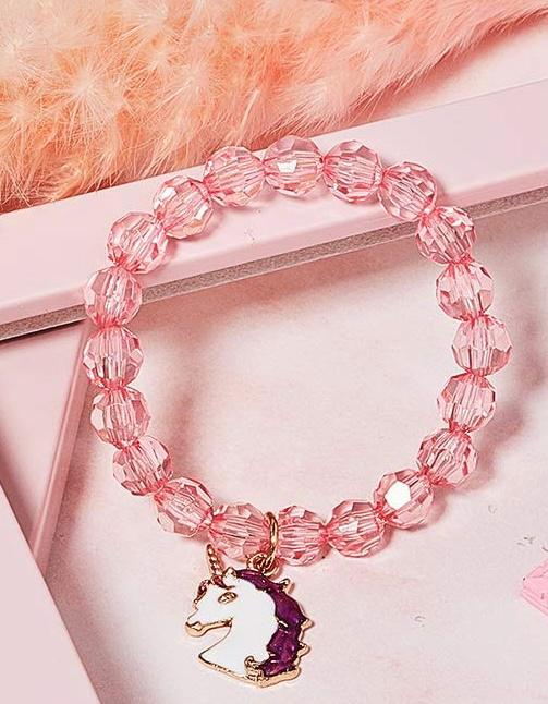 Made of premium quality crystal beads and steel, the bracelets are light in weight, safe to wear, and not easy to fade, break, or wear off.