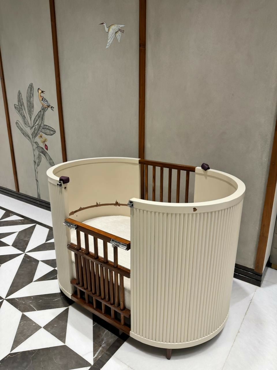 Customized Baby Crib with Mattress (Delivery in Delhi Only)