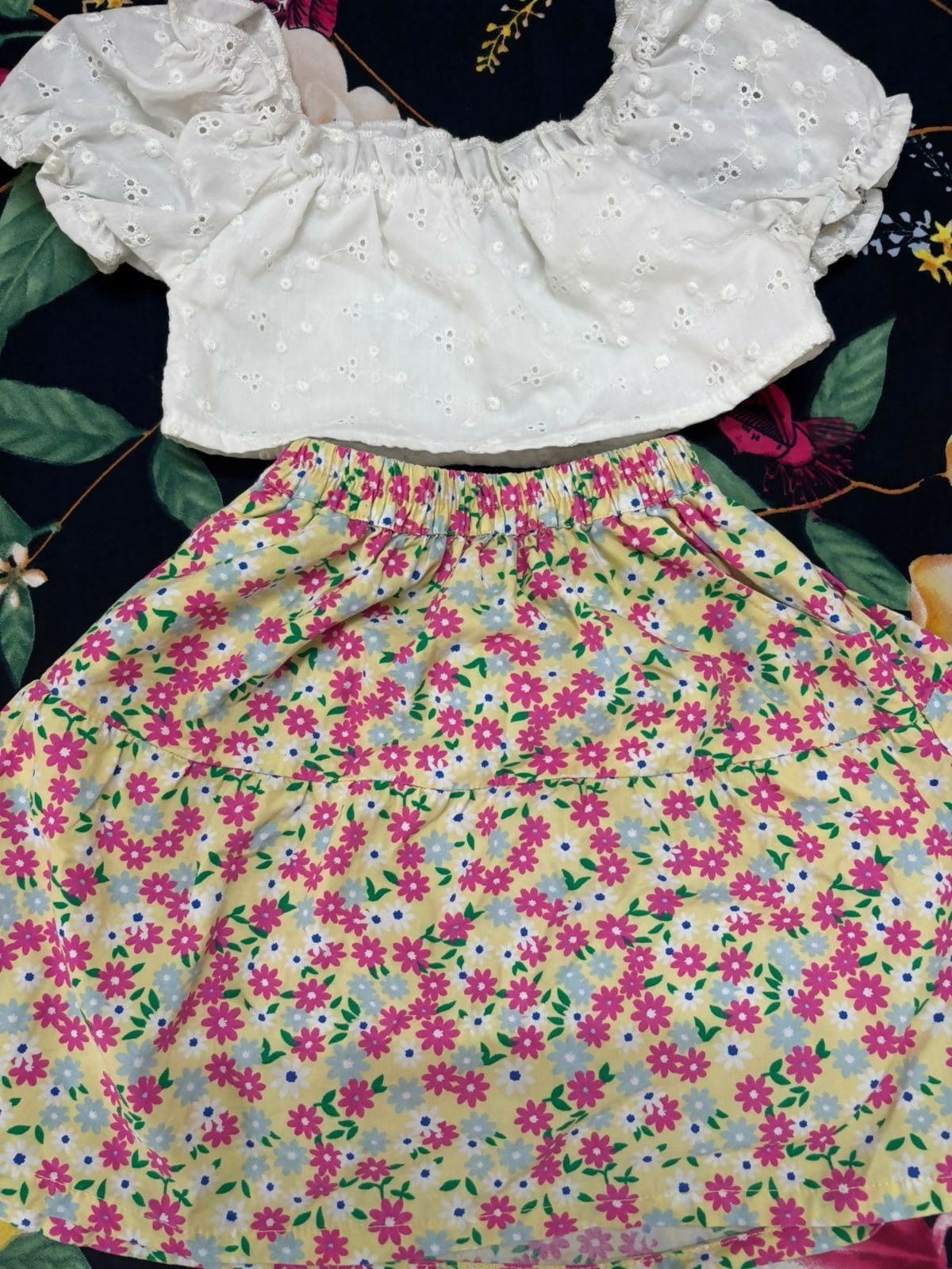 Puffed Sleeve Combo of Skirt and Top