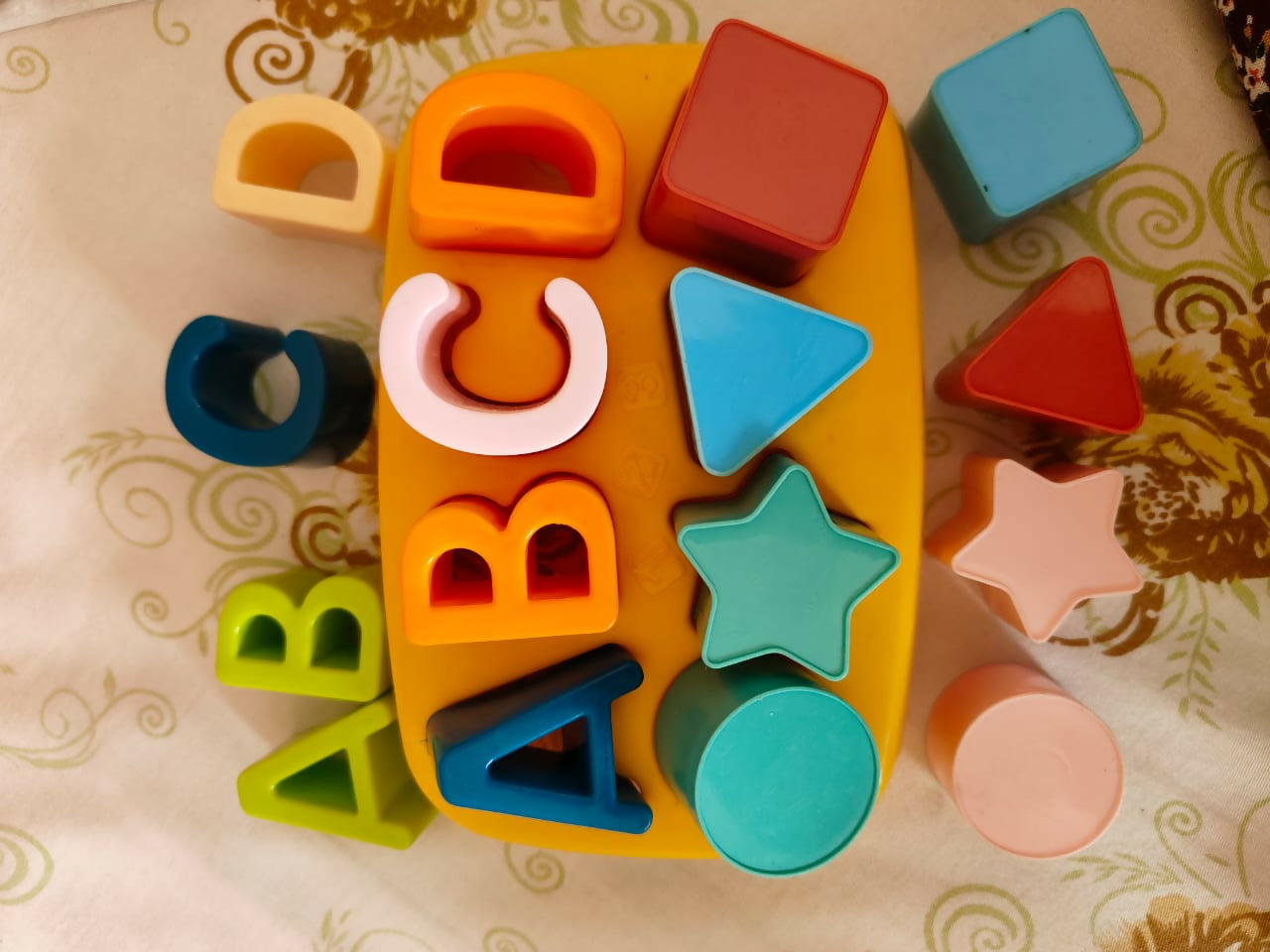 Encourage your baby’s early development with the Mothercare Stacker—fun, colorful, and perfect for building essential motor and problem-solving skills!