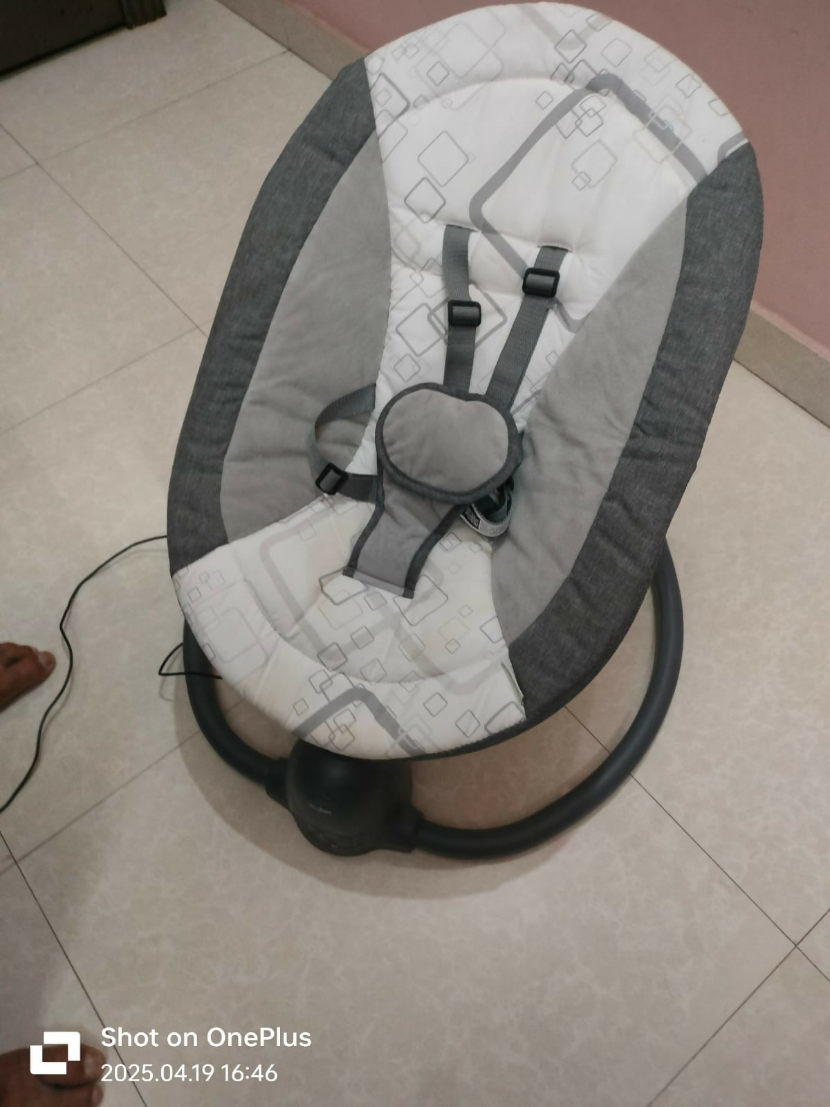The BAYBEE Automatic Electric Swing is a versatile and soothing solution for your baby's comfort.