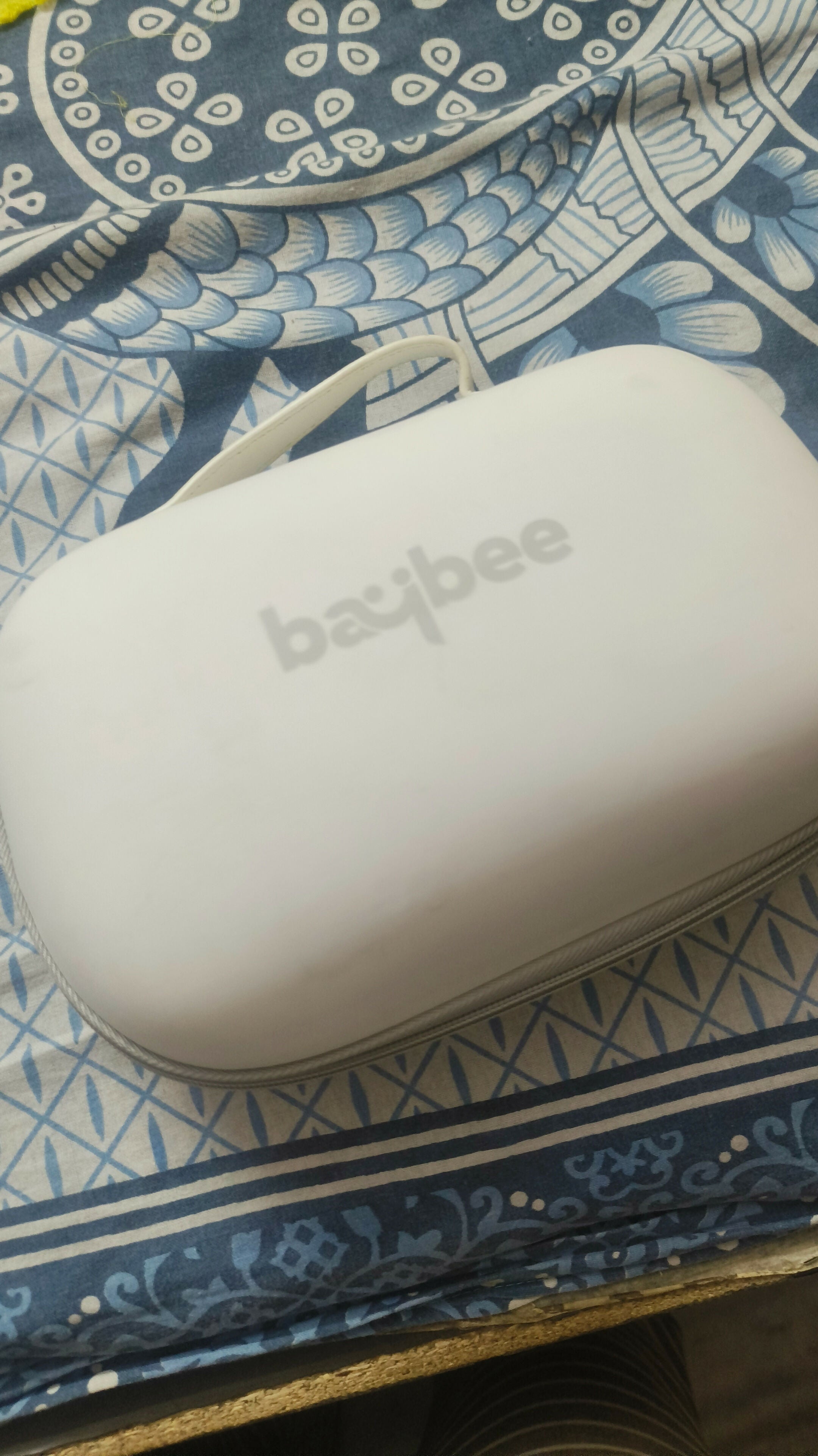 BAYBEE Wearable Electric Breast Pump