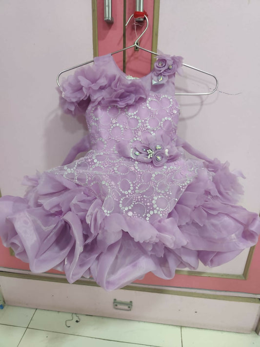 Discover the MUMKINS Dress/Frock for baby girls, offering adorable designs and ultimate comfort with soft, breathable fabric perfect for any occasion.